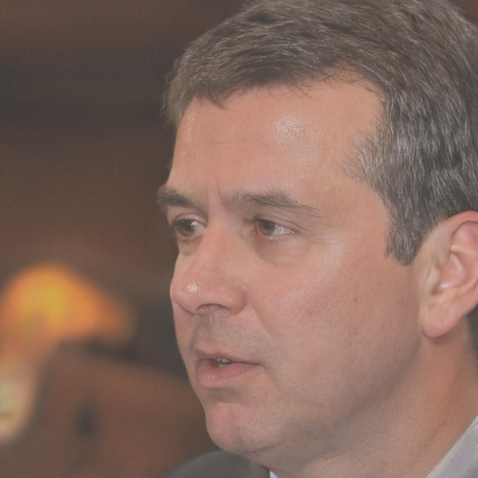 Dr. Marcus Weber, Finanzexperte und Bildungsleiter bei quelorithanex